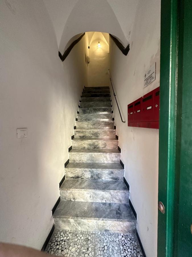 Elegante Stanza Rossa Mottino23 Acomodação com café da manhã Lerici Exterior foto